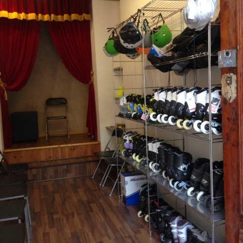 Wypożyczalnia i serwis / Skate rental 